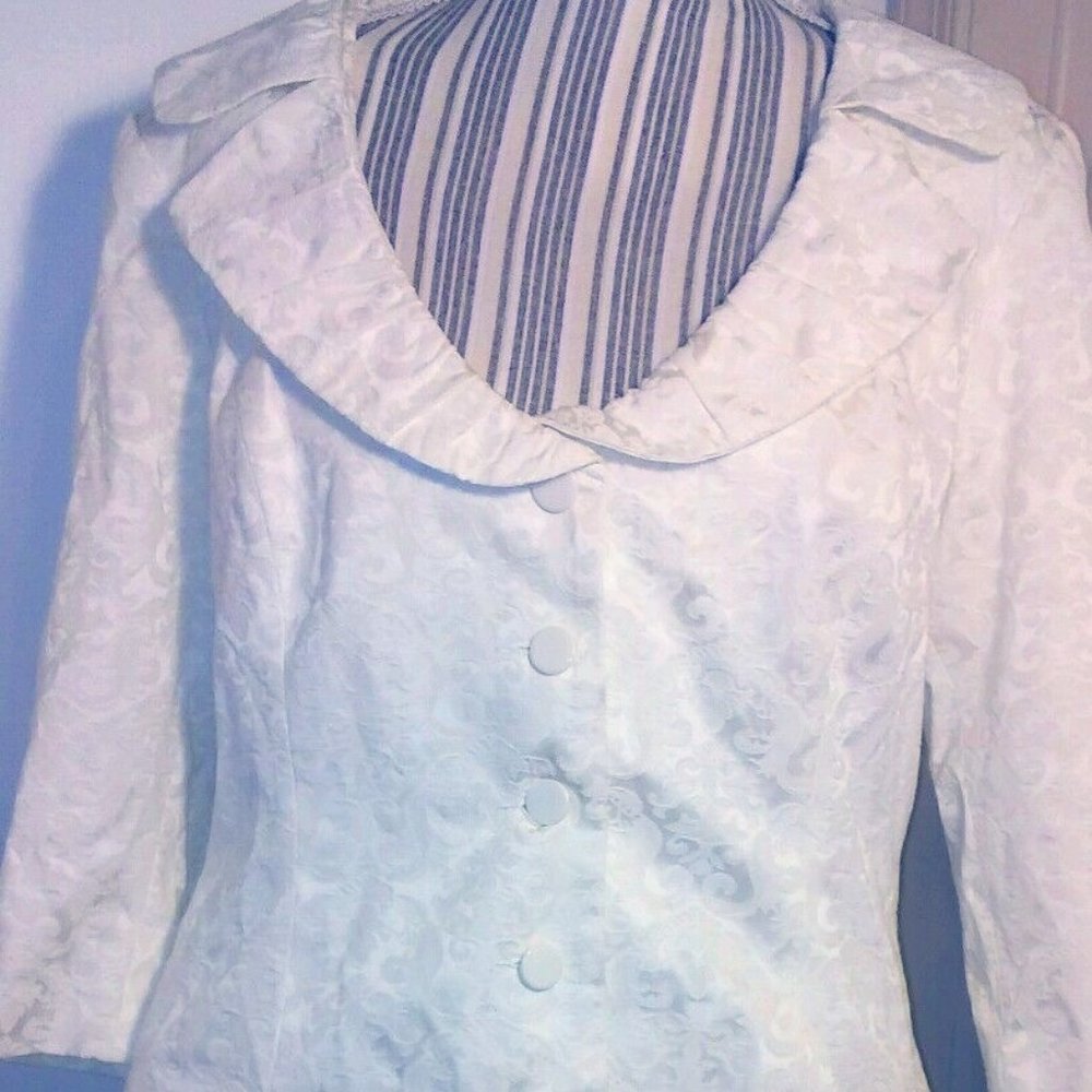 Winter White Ivory Jacquard 2 Piece Suit